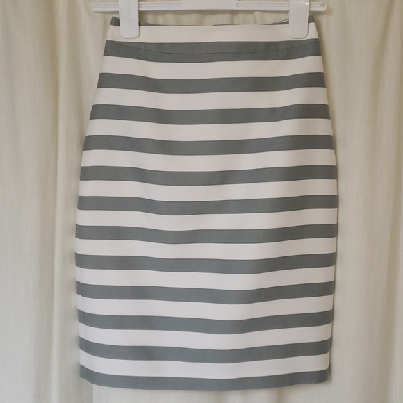 Kate Spade stripe skirt - Picture 4 of 12